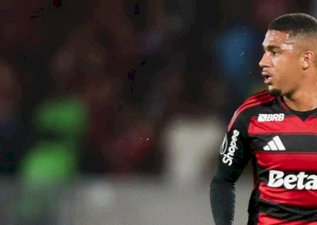 Flamengo pressiona, marca no final e abre vantagem sobre o Racing