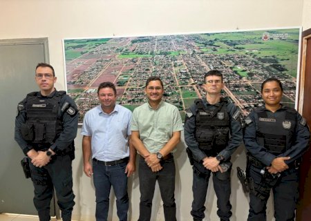 Angélica: Comandante do 8º BPM fortalece diálogo institucional em visita ao prefeito e ao presidente da Câmara de Angélica