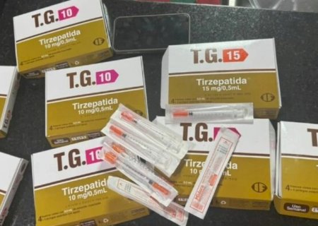 Condutor tenta fugir, mas &eacute; preso com 135 frascos de emagrecedores