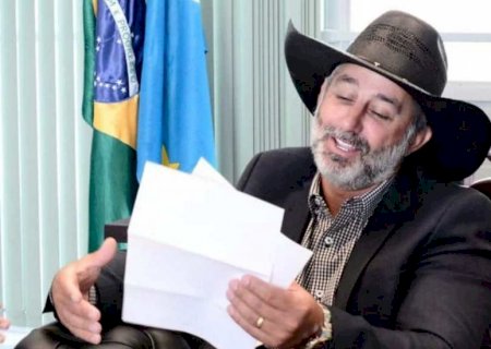 IVINHEMA: MPMS pede investigação contra prefeito por possível enriquecimento ilícito e Juliano Ferro reage nas redes