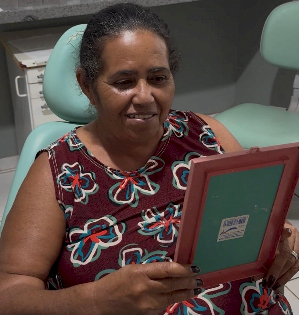 Prefeitura de Angélica amplia acesso à saúde bucal com entrega gratuita de próteses dentárias