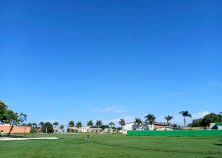 Angélica: Domingo, 8 de março de 2026, será de céu parcialmente nublado e calor intenso