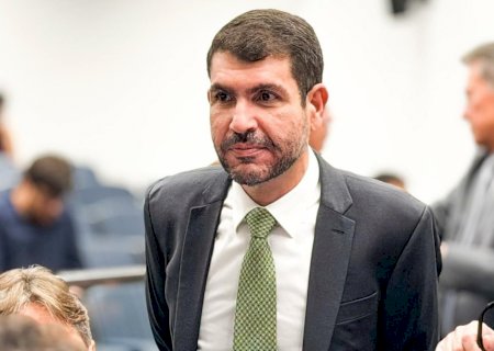 Jamilson Name solicita cascalhamento e patrolamento da rua Hera no Portal Caiobá