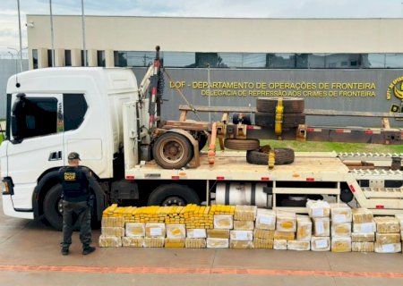 IVINHEMA: DOF apreende 1,2 tonelada de maconha em cabine de caminhão e prende dois homens