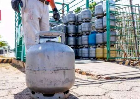 Governo pede fiscaliza&ccedil;&atilde;o contra abusos no pre&ccedil;o do g&aacute;s de cozinha ap&oacute;s leil&atilde;o