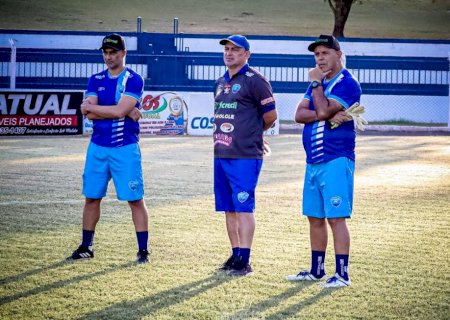 Ivinhema F.C. viaja na manhã desta quinta-feira para enfrentar a equipe do Uberlândia sábado