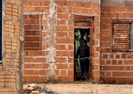 Idoso ameaça queimar barraco com mulher dentro durante cobrança de dívida em Nova Andradina