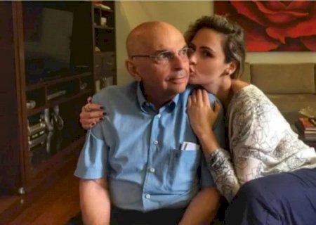 Pai de Ana Paula Renault morre durante participação da jornalista em reality show