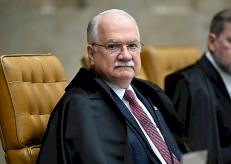 Fachin diz que STF vai ‘cortar’ penduricalhos proibidos pela Corte