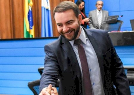 TRE-MS cancela votos do casal Trutis e João César Mattogrosso retoma mandato de deputado