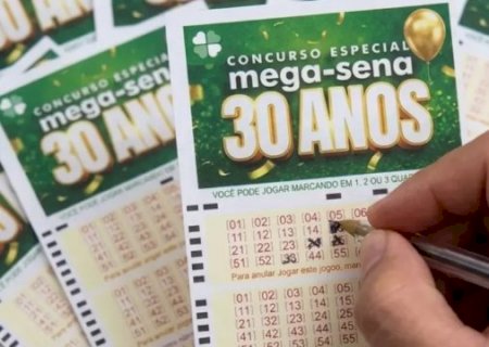 Mega-Sena de 30 anos chega a R$ 320 milh&otilde;es antes de sorteio