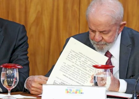 Lula veta lei que reconhece estágio como experiência profissional