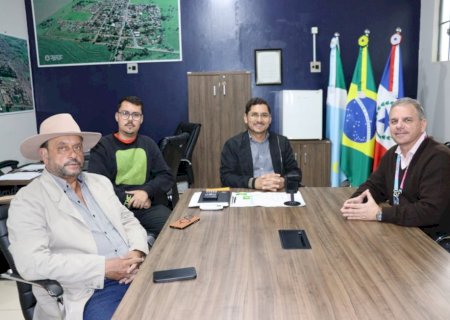 Angélica: Prefeitura discute implantação da Sala do Empreendedor e criação do programa Cidade Empreendedora