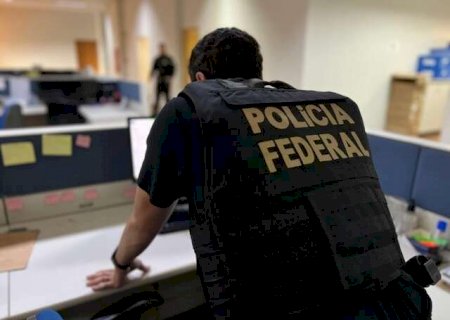 Presa pela PF diz que advogado a procurou para sacar salário-maternidade