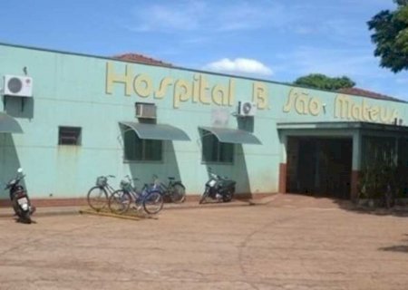 Paciente se irrita ao ser questionado sobre documentos e quebra hospital de Caarapó