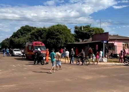 Condenado por espancar criança que vendia bombons é executado no meio da rua