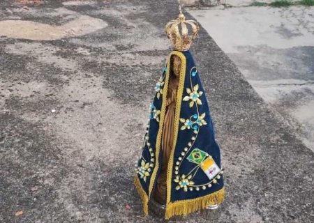 Homem confessa furto em igreja e leva polícia até imagem religiosa escondida em cemitério