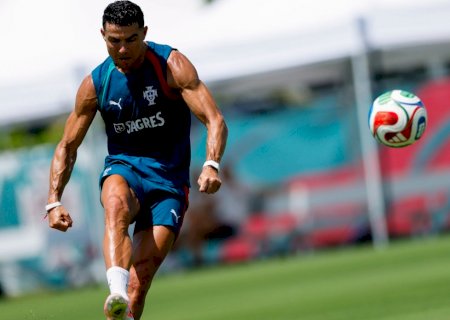 Espanha e Portugal, EUA e Bélgica jogam hoje pelas oitavas da Copa