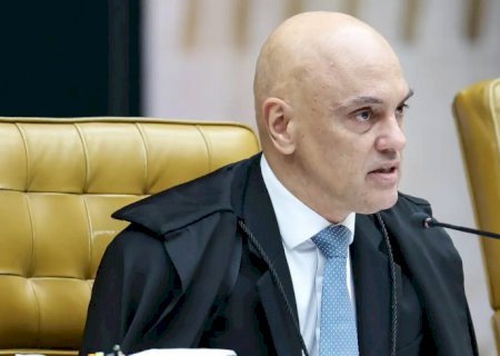 Moraes dá 10 dias para PF ouvir Flávio em caso de calúnia contra Lula 