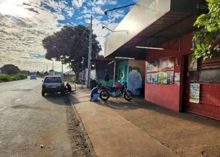 Sogra empurra atirador e impede que genro seja baleado em conveni&ecirc;ncia