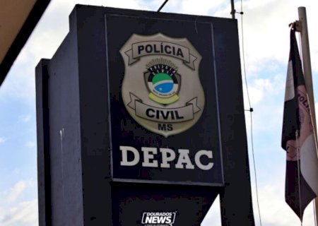 Mulher é presa por furto após usar menor de 5 anos em ação dentro de loja em Dourados