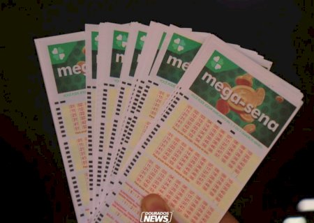 Mega-Sena pode pagar prêmio de R$ 135 milhões nesta terça