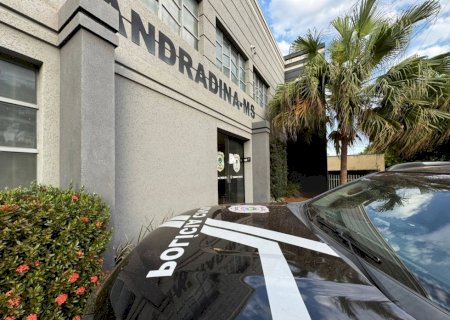NOVA ANDRADINA: Vendedora deixa mercadorias à força, ameaça jovem e caso vai parar na delegacia