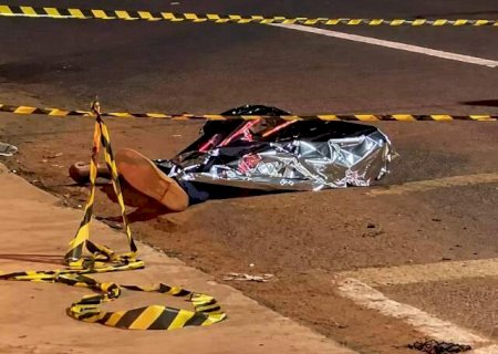 Mulher &eacute; presa ap&oacute;s matar marido com facada no peito durante briga em bar