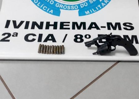 IVINHEMA: Desentendimento por estacionamento termina em ameaça com arma e prisão